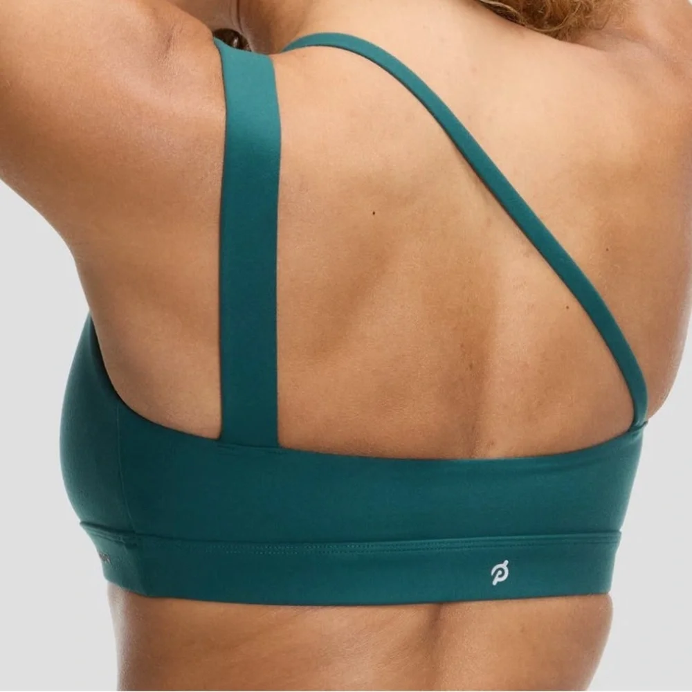 Peloton Cadent O-Ring one shoulder bra. NWT